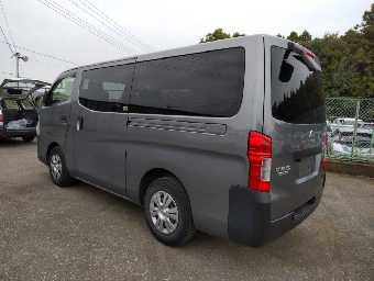 NISSAN NV350 CARAVAN 2018 Image 4