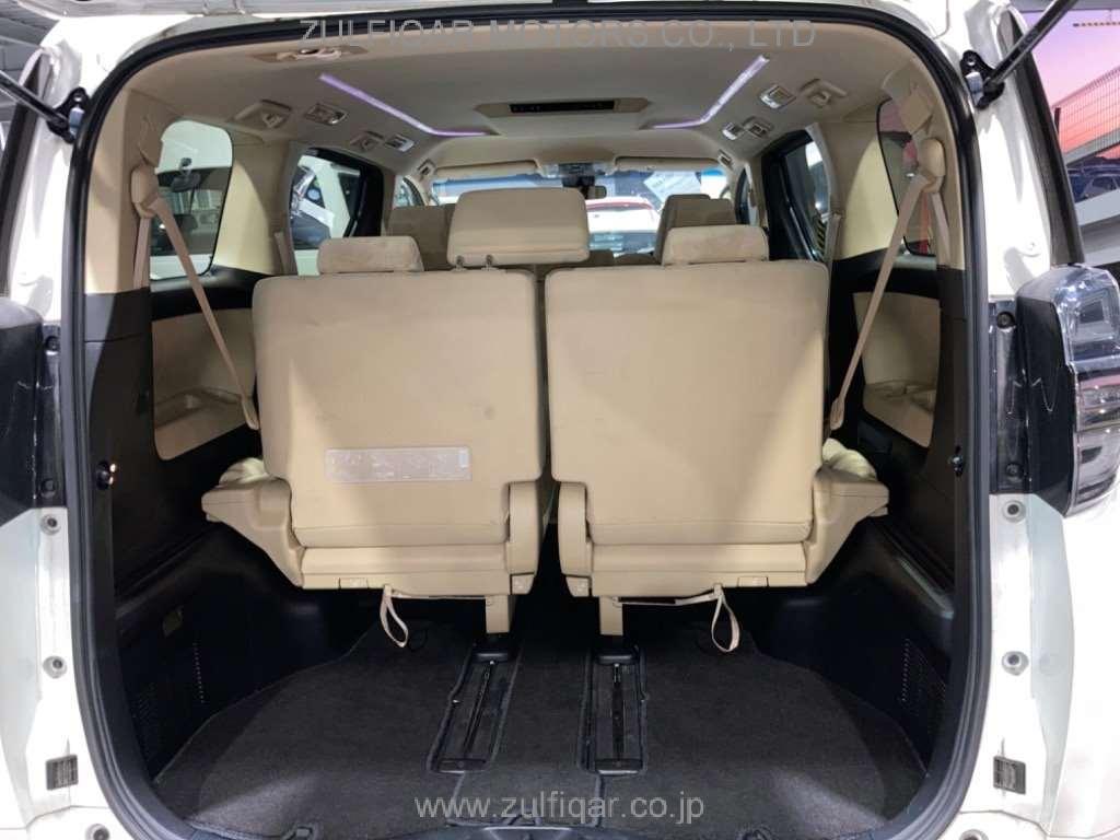 TOYOTA VELLFIRE 2019 Image 8