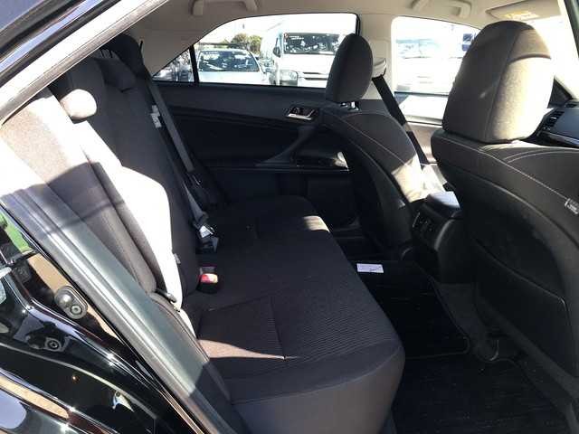 TOYOTA MARK X 2018 Image 20