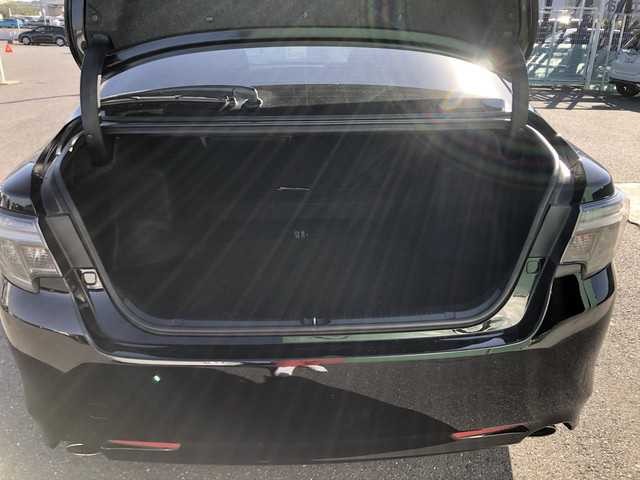 TOYOTA MARK X 2018 Image 21