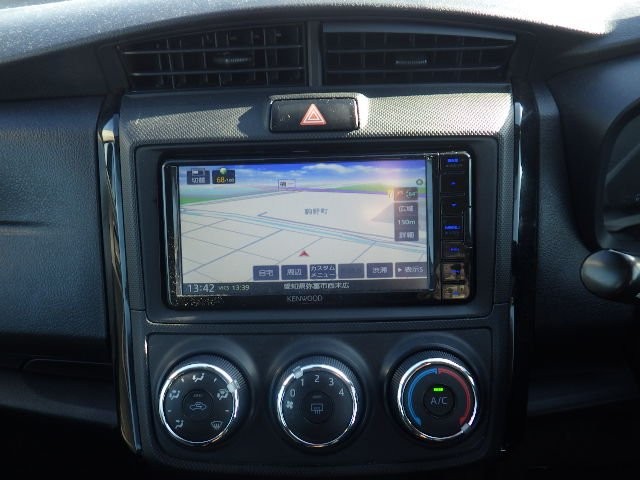 TOYOTA COROLLA AXIO 2018 Image 21