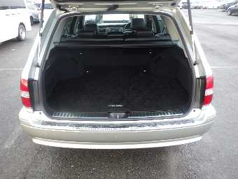 TOYOTA CROWN ESTATE 2003 Image 17