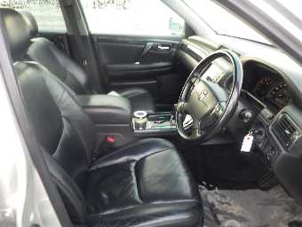 TOYOTA CROWN ESTATE 2003 Image 18