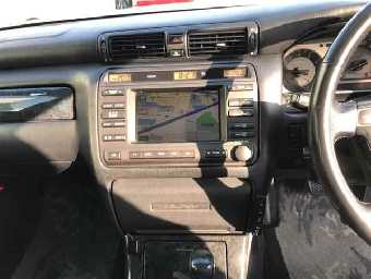 TOYOTA CROWN ESTATE 2003 Image 8