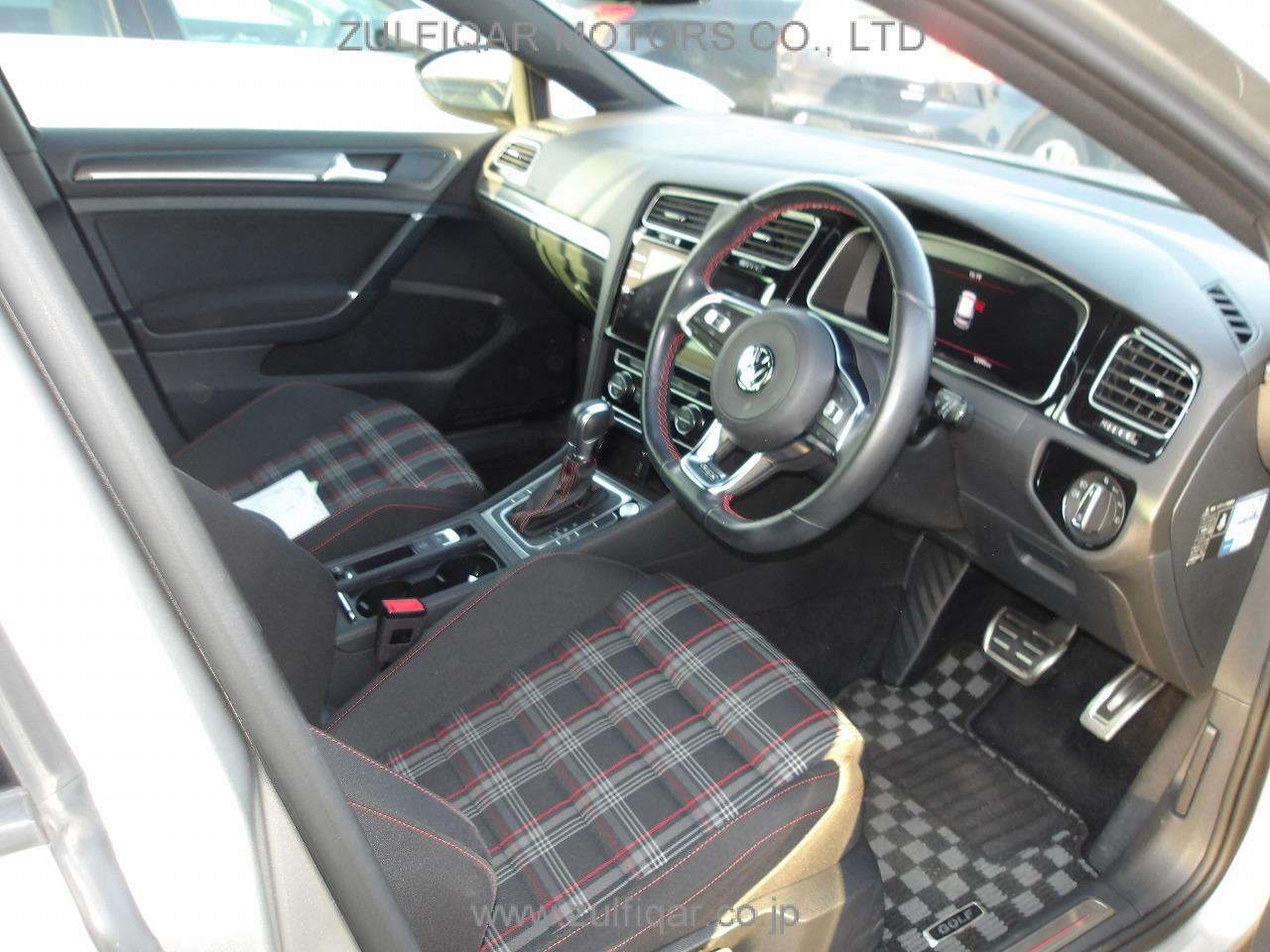 VOLKSWAGEN GOLF GTI 2018 Image 10