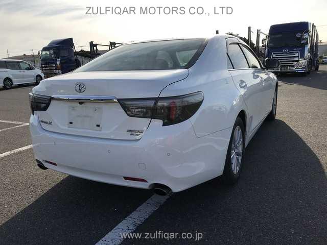 TOYOTA MARK X 2018 Image 24