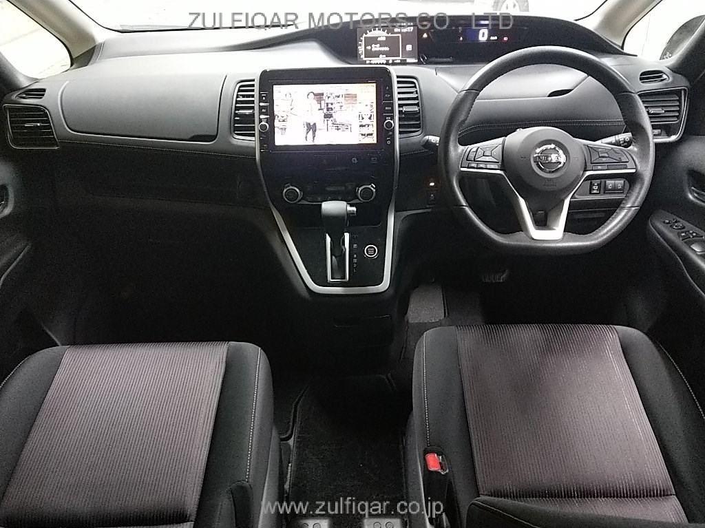 NISSAN SERENA 2018 Image 3