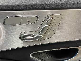 MERCEDES BENZ C CLASS 2018 Image 12