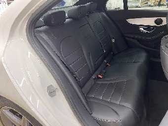 MERCEDES BENZ C CLASS 2018 Image 17