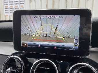 MERCEDES BENZ C CLASS 2018 Image 8