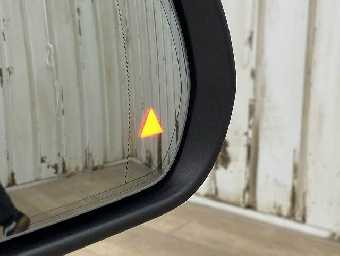 MERCEDES BENZ C CLASS 2018 Image 9