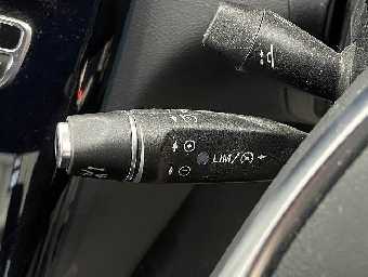 MERCEDES BENZ C CLASS 2018 Image 10