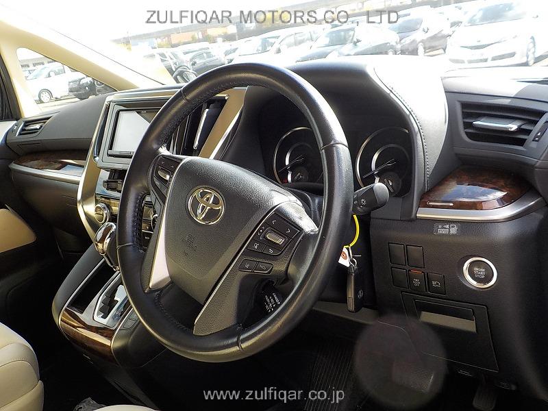 TOYOTA VELLFIRE 2019 Image 12