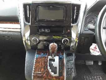 TOYOTA VELLFIRE 2019 Image 9