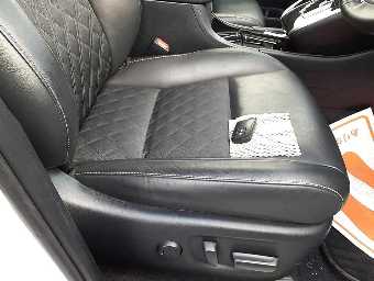 TOYOTA HARRIER 2020 Image 8