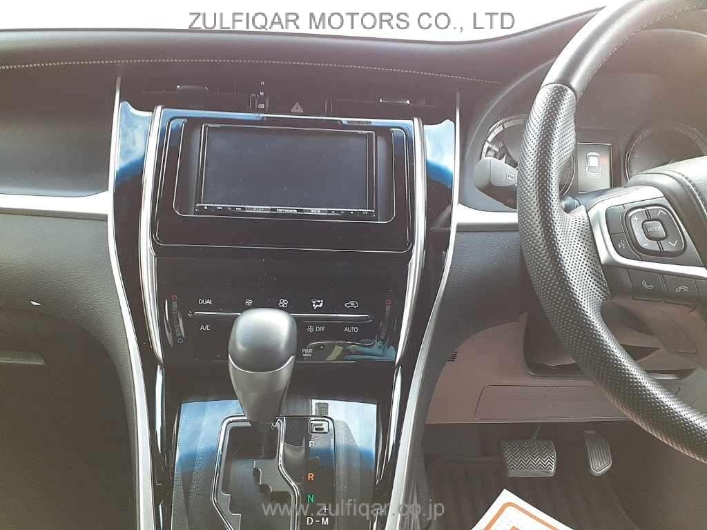 TOYOTA HARRIER 2020 Image 10