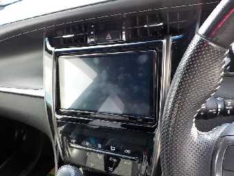 TOYOTA HARRIER 2019 Image 12