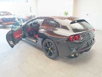 FERRARI GTC4 LUSSO 2020 Image 45