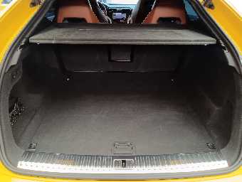 LAMBORGHINI URUS 2018 Image 21