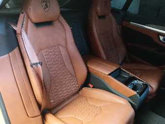 LAMBORGHINI URUS 2018 Image 24