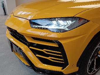 LAMBORGHINI URUS 2018 Image 31