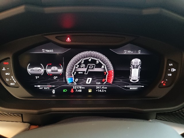 LAMBORGHINI URUS 2018 Image 55