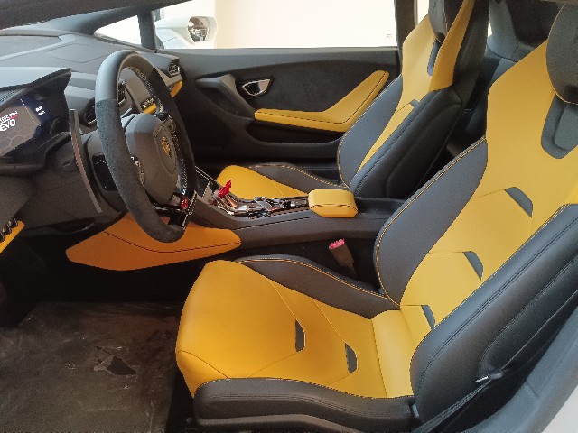 LAMBORGHINI HURACAN 2021 Image 20