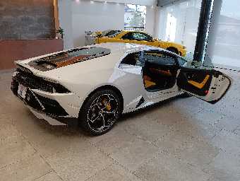 LAMBORGHINI HURACAN 2021 Image 6