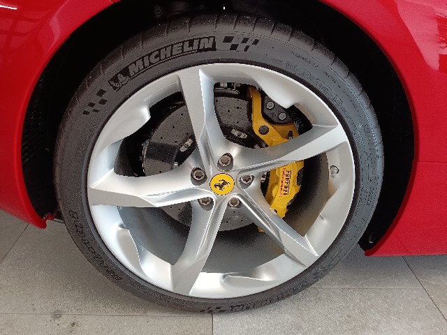 FERRARI SF90 STRADALE 2022 Image 33