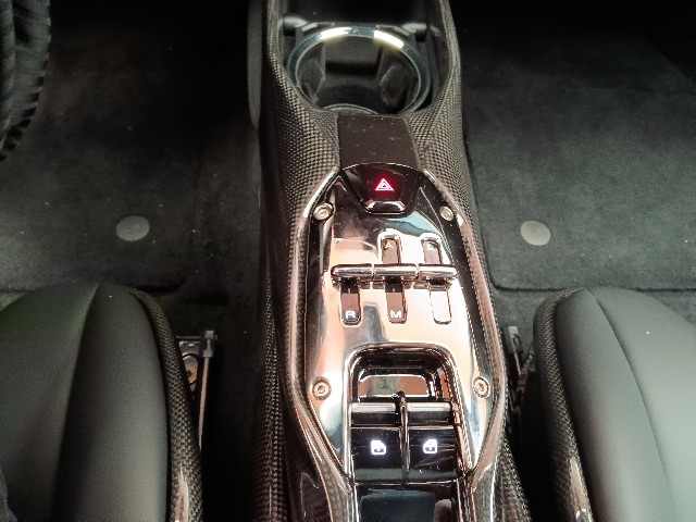 FERRARI SF90 STRADALE 2022 Image 41