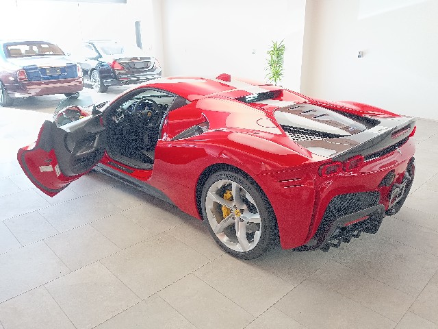 FERRARI SF90 STRADALE 2022 Image 52