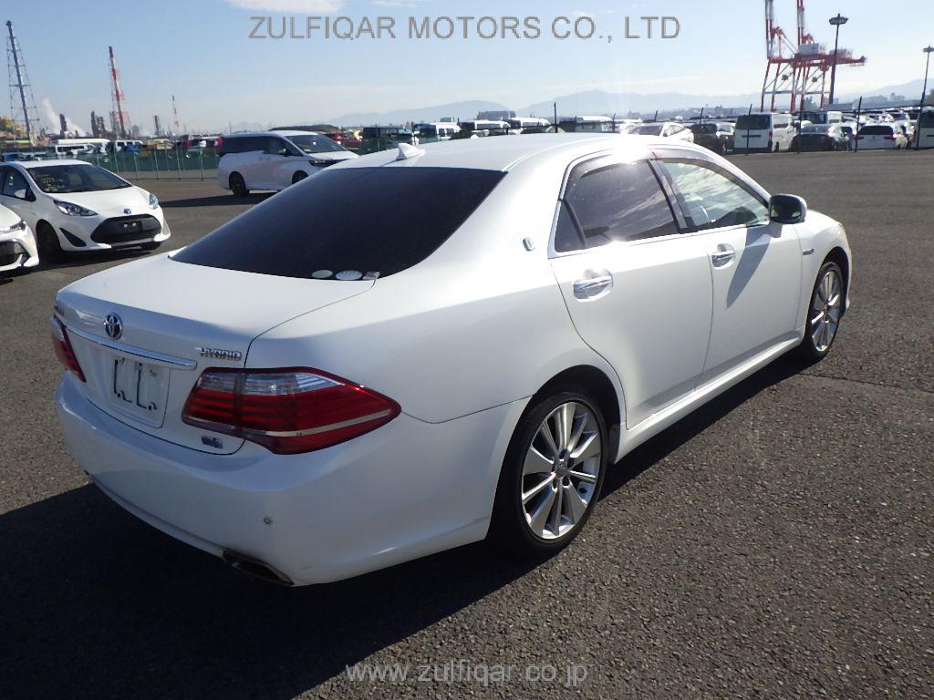 TOYOTA CROWN HYBRID 2011 Image 11