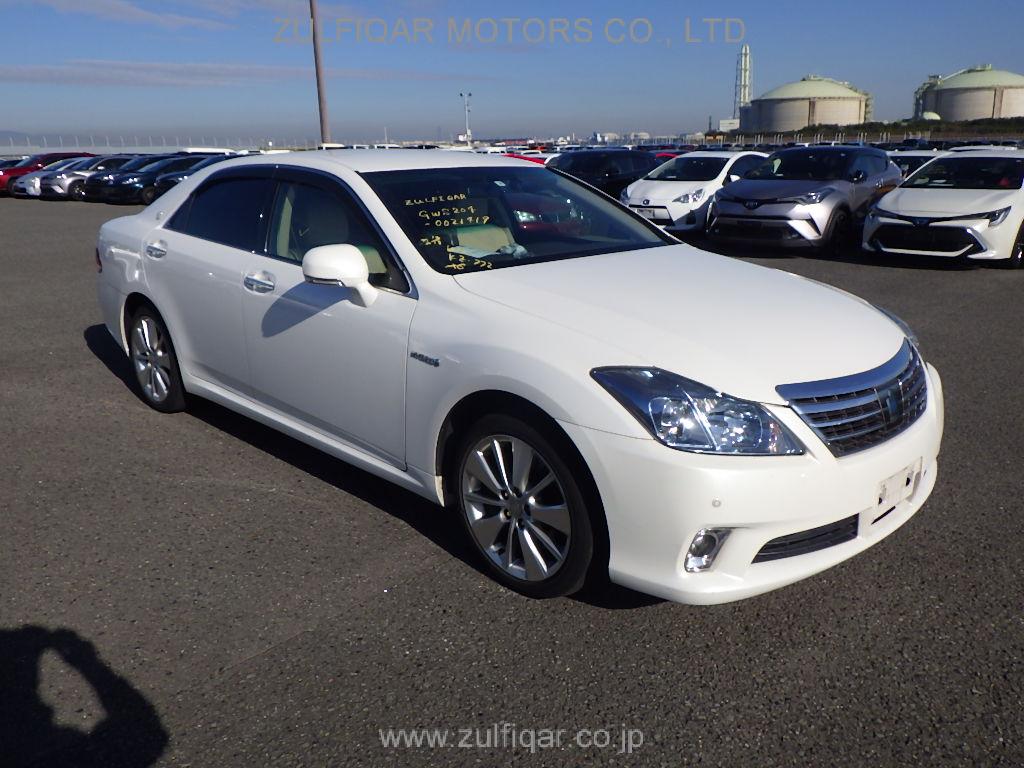 TOYOTA CROWN HYBRID 2011 Image 8