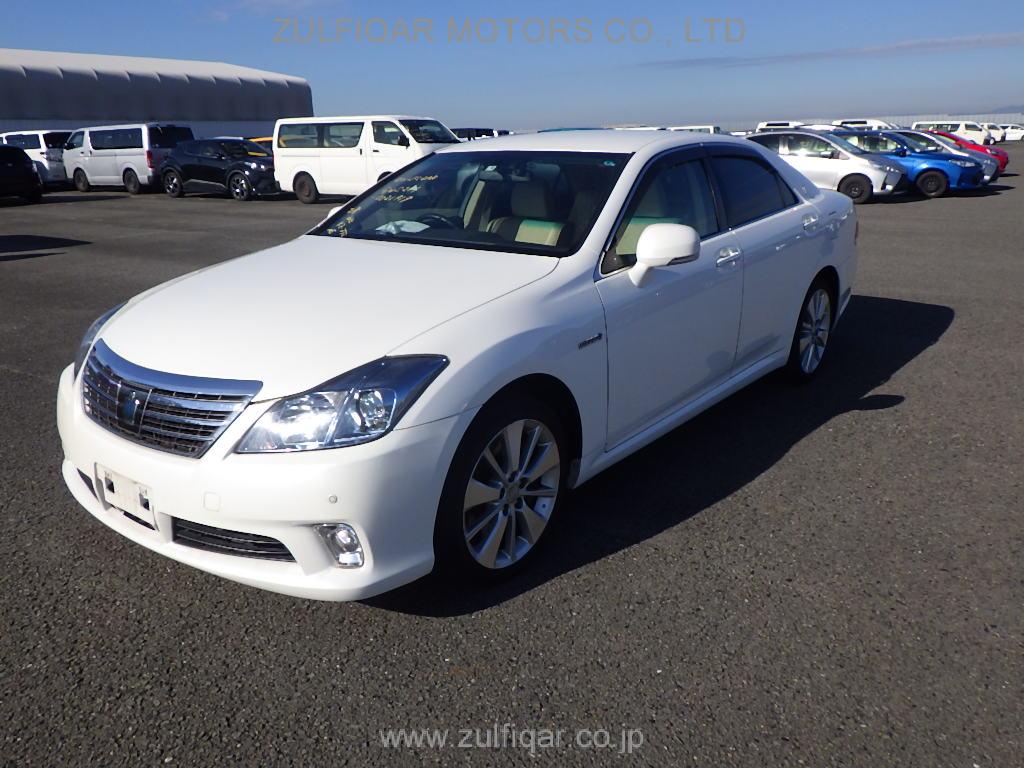 TOYOTA CROWN HYBRID 2011 Image 9