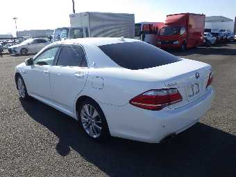 TOYOTA CROWN HYBRID 2011 Image 10