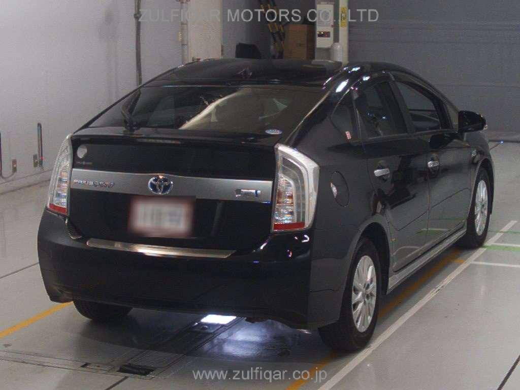 TOYOTA PRIUS PHV 2014 Image 2