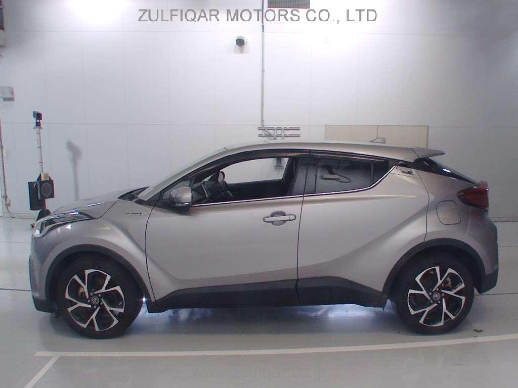 TOYOTA C-HR 2017 Image 4