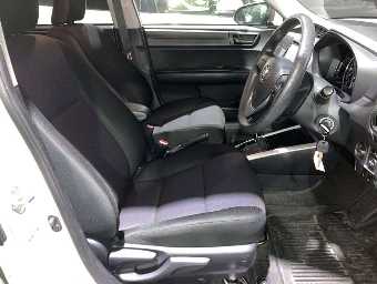 TOYOTA COROLLA FIELDER 2018 Image 5