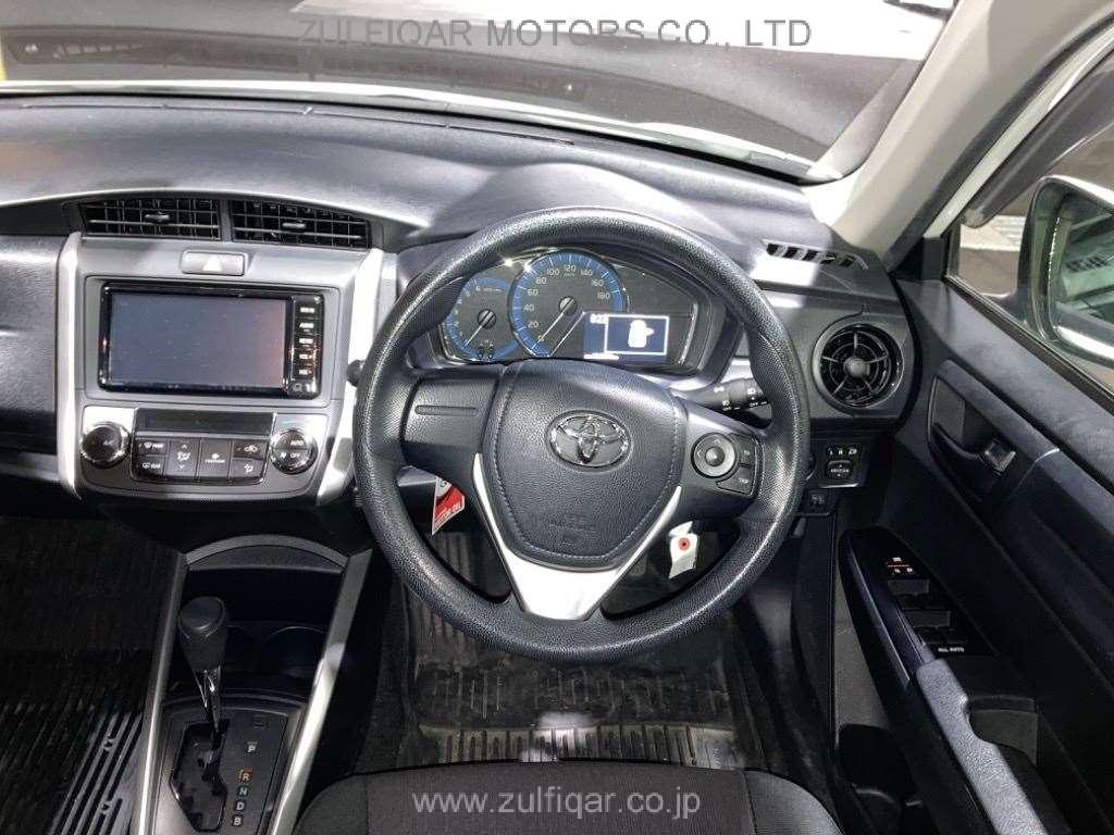 TOYOTA COROLLA FIELDER 2018 Image 6