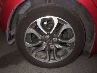 MAZDA DEMIO 2015 Image 9