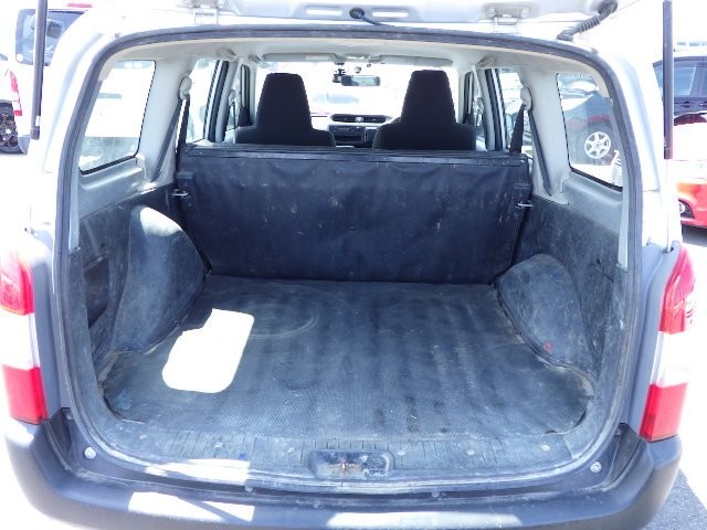 TOYOTA PROBOX 2018 Image 24