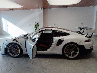 PORSCHE 911 2019 Image 12