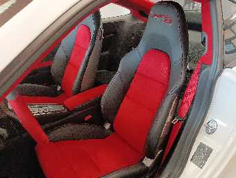 PORSCHE 911 2019 Image 17