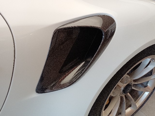 PORSCHE 911 2019 Image 35