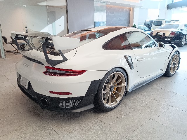 PORSCHE 911 2019 Image 59