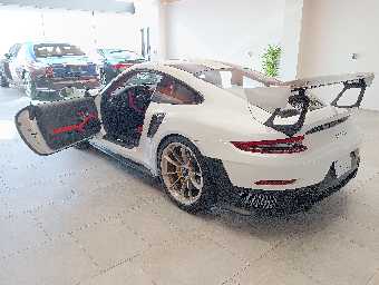 PORSCHE 911 2019 Image 55