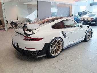 PORSCHE 911 2019 Image 8