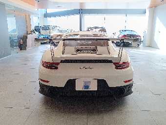 PORSCHE 911 2019 Image 9