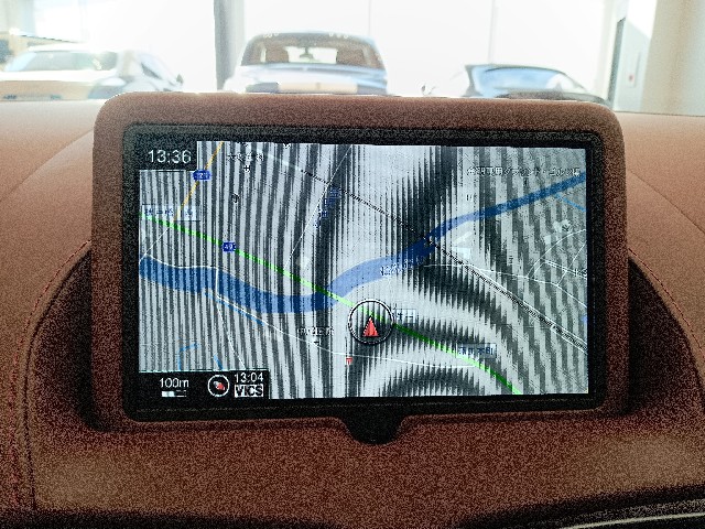 ASTON MARTIN VANTEGE 2018 Image 46