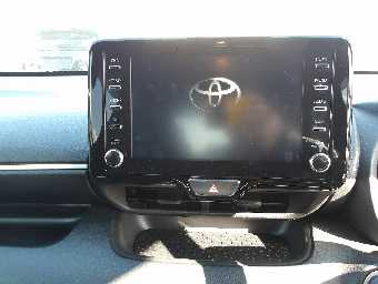 TOYOTA YARIS 2020 Image 13